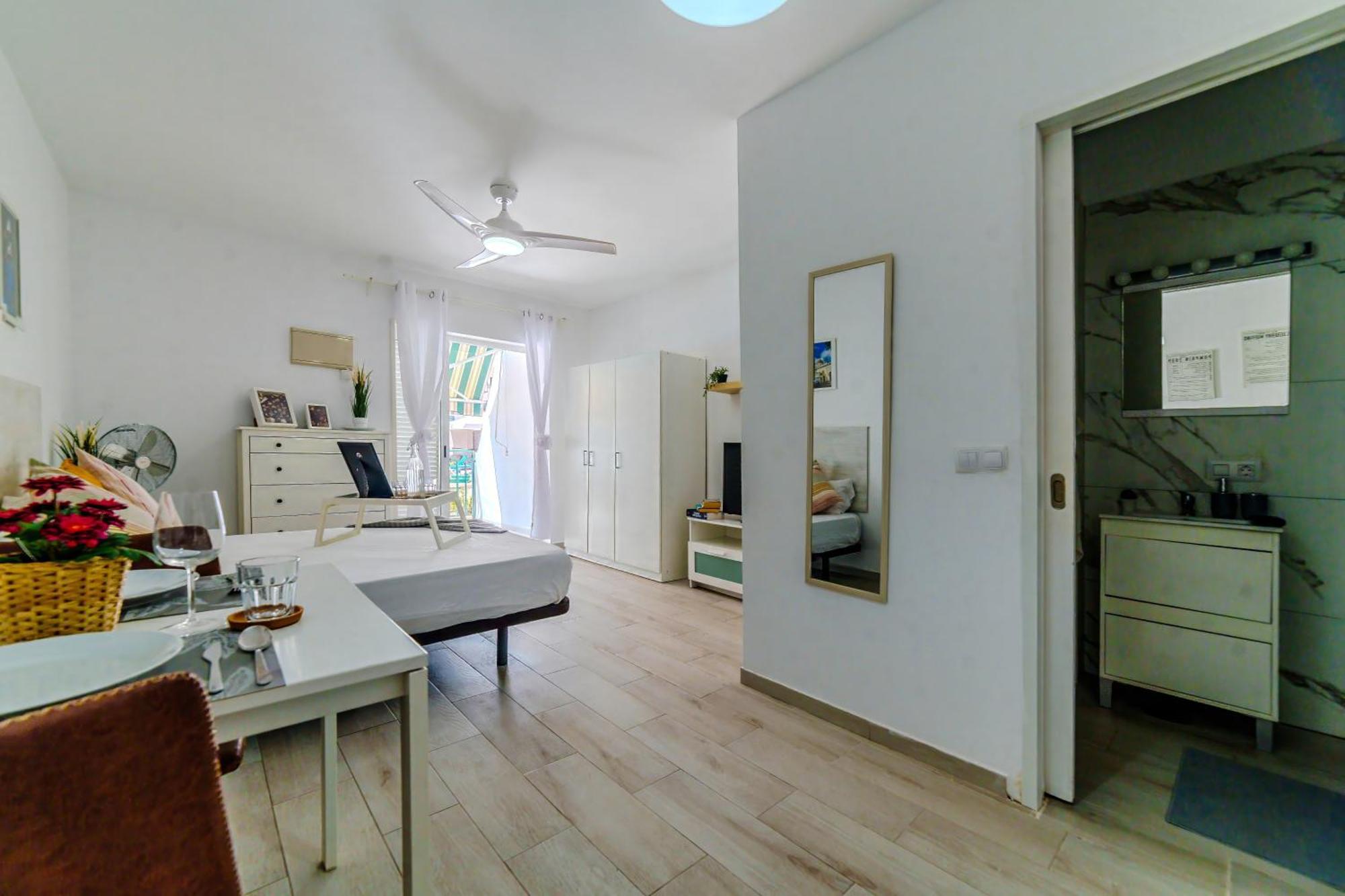 Comodo Y Acogedor Estudio En Tenerife Sur Арона Екстериор снимка