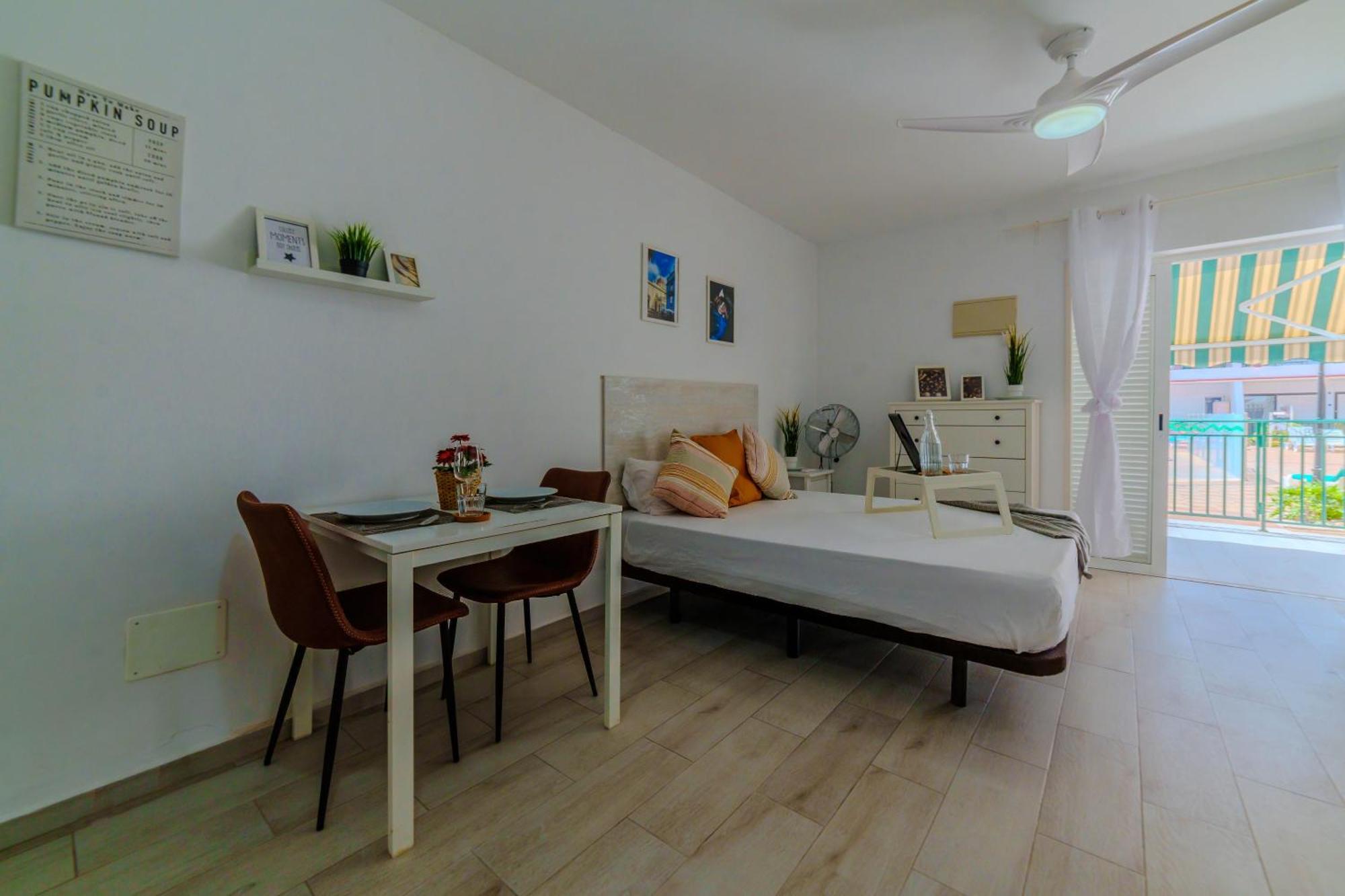 Comodo Y Acogedor Estudio En Tenerife Sur Арона Екстериор снимка